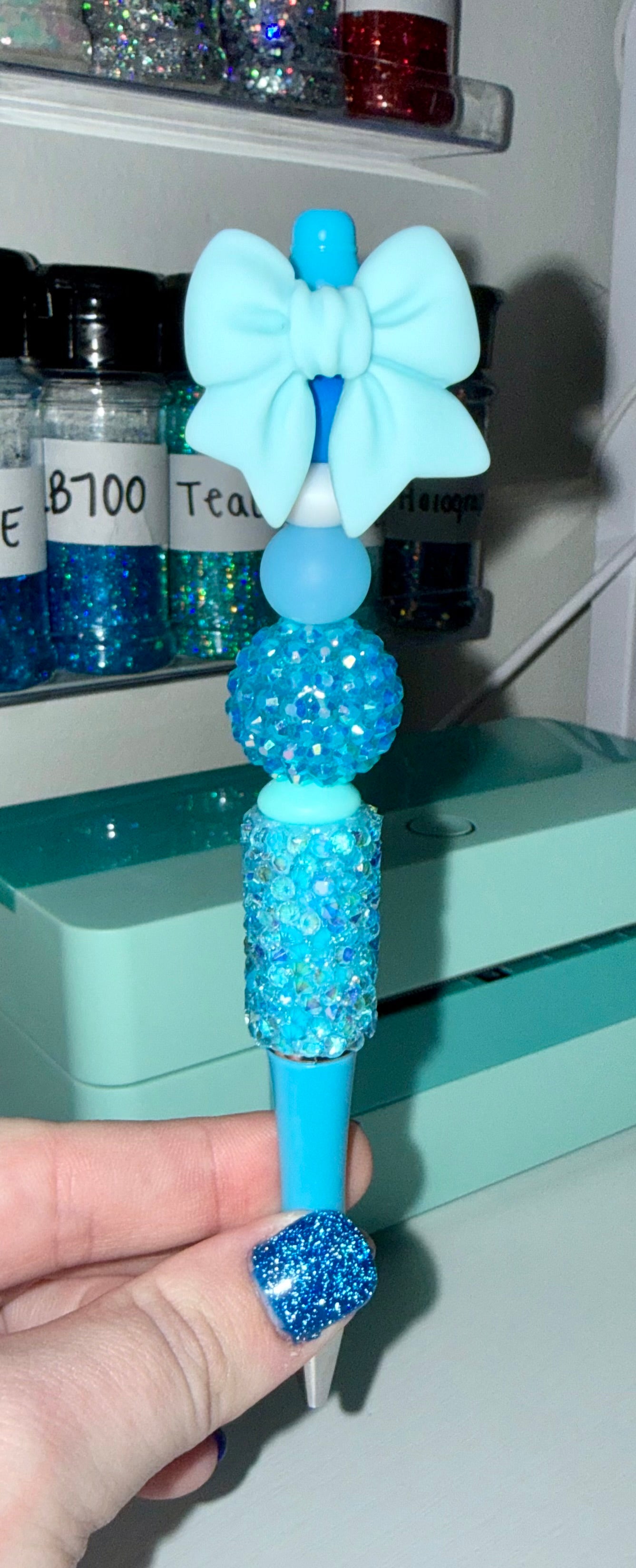 Blue bow Pen